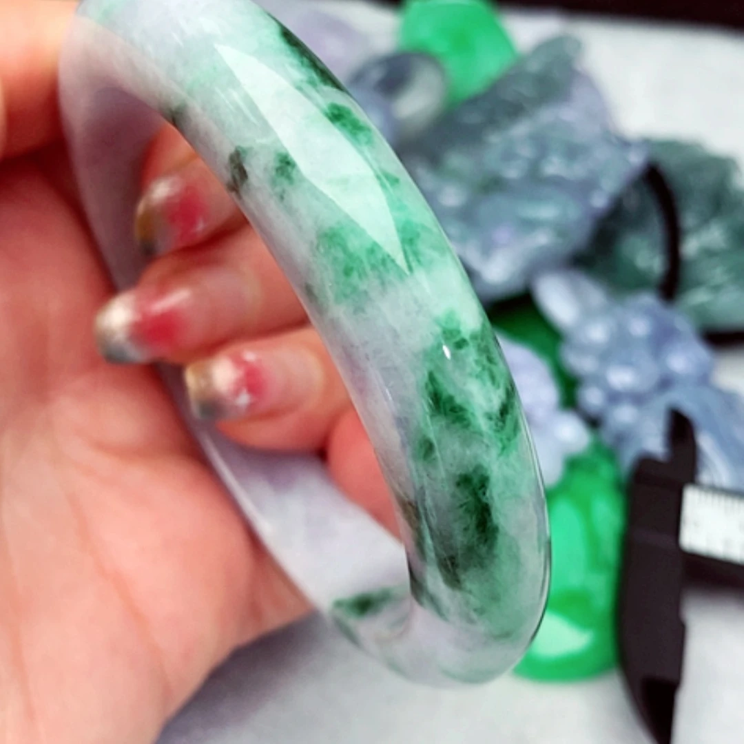 【闪购商品】翡翠手镯未镶嵌h***y