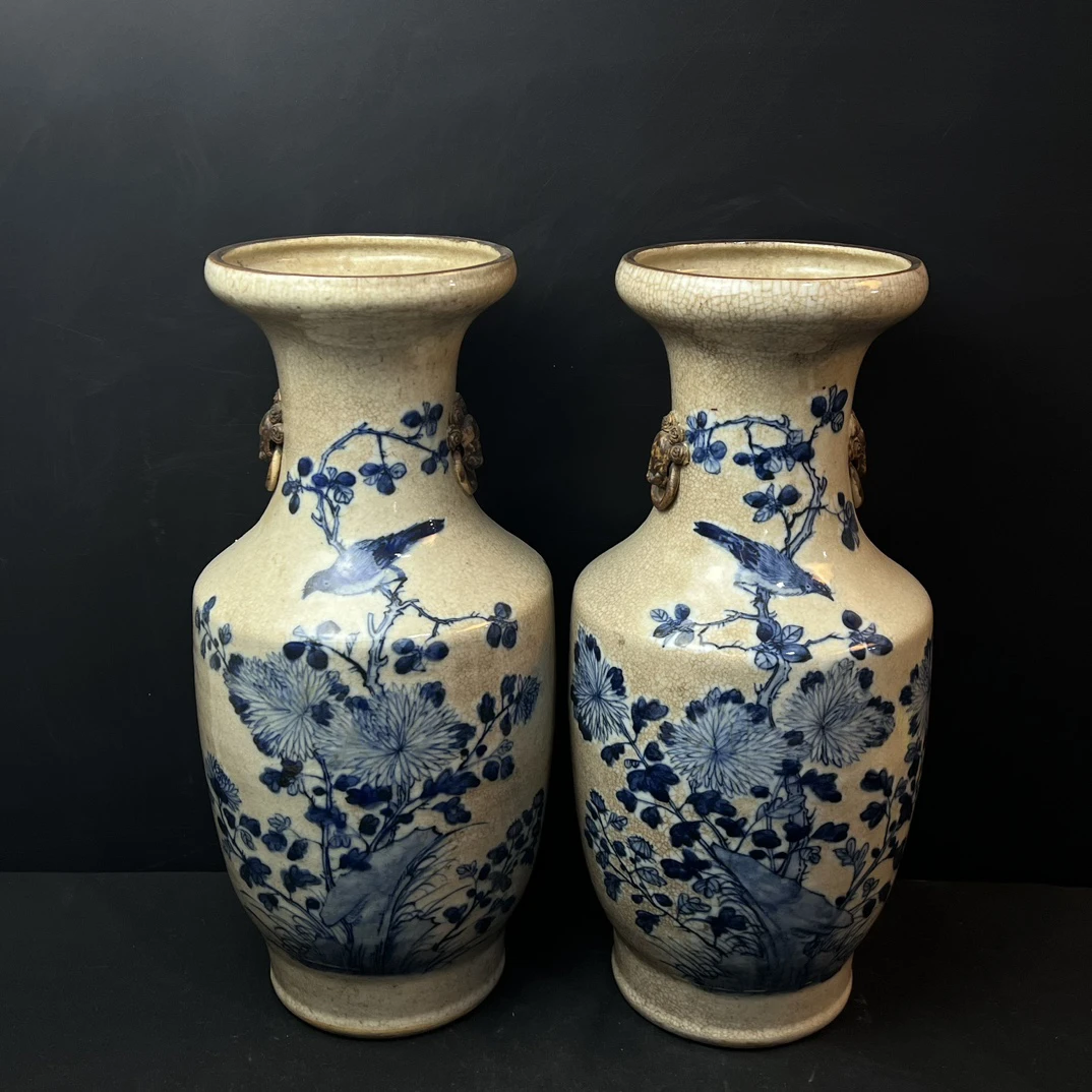 密胺青花孔雀飞鸟纹赏瓶一对