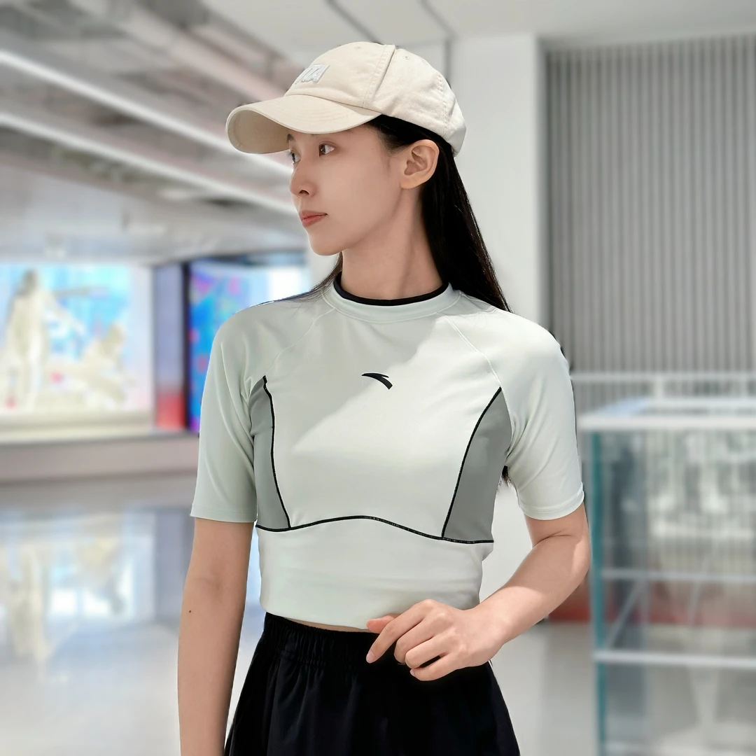 【训练】安踏2024夏季新款女子花束运动显瘦时尚抑菌短袖/162427154