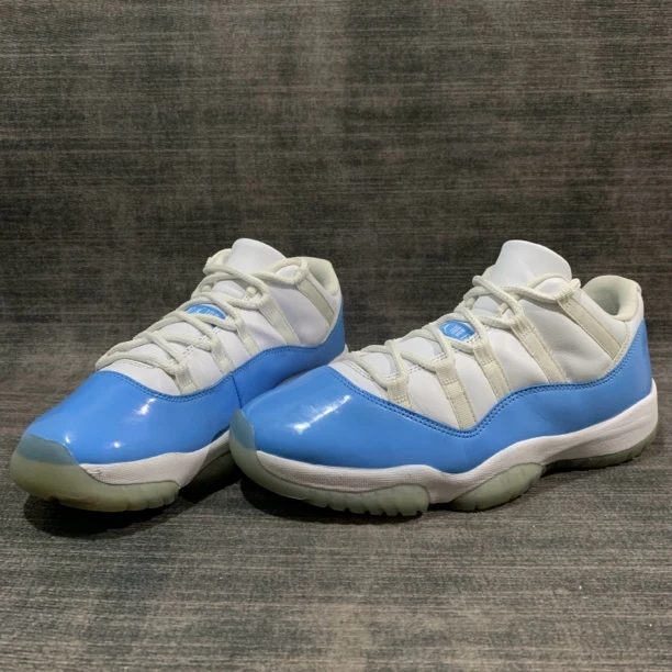 43码/AJ11 Retro Low UNC 北卡蓝 9.9新 鞋垫标签在 ZF福利