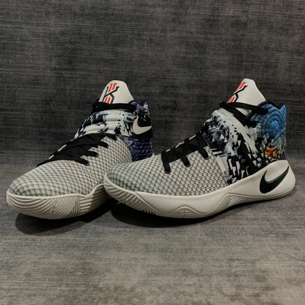 42码/欧文2 Effect 总决赛 炫彩 准新 鞋垫标签在 无原盒 篮球鞋