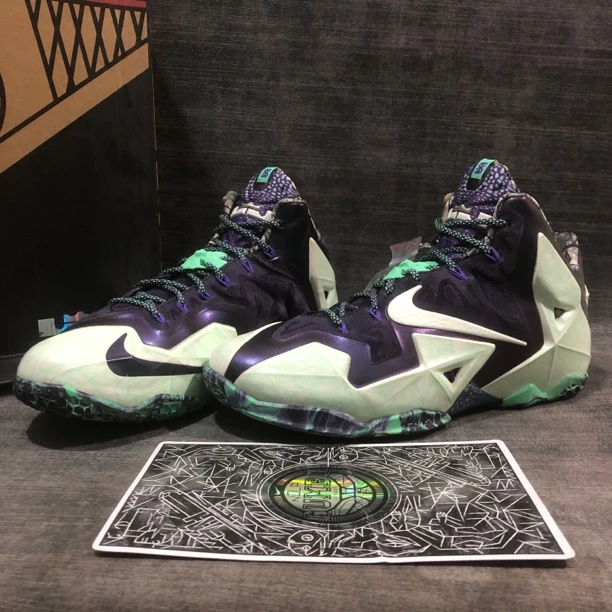 44码/詹姆斯11 ASG全明星 夜光 9.9新 鞋垫标签在 配件齐全