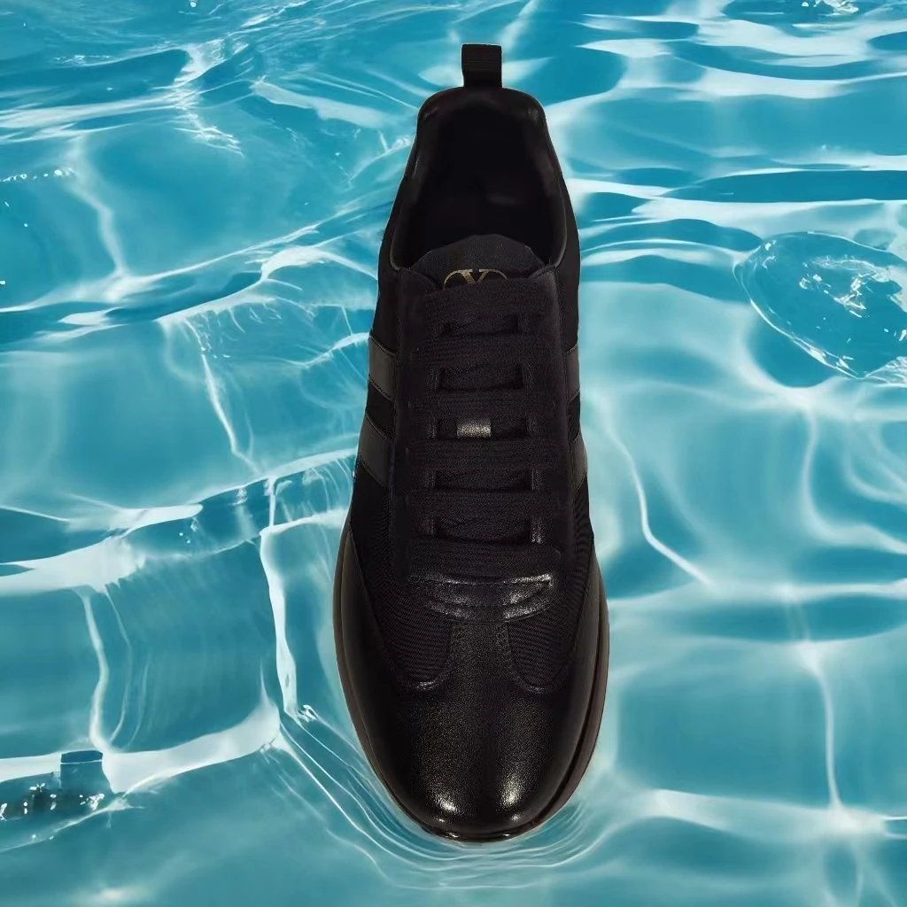 男士高端新款透气低帮黑色轻便潮鞋鞋子夏季百搭男款男鞋时尚网面