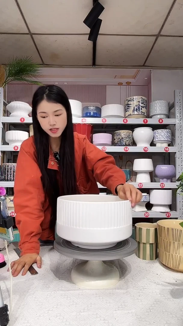 【闪购商品】陶瓷20CM以下高温陶瓷花盆-白竖纹中大27*16