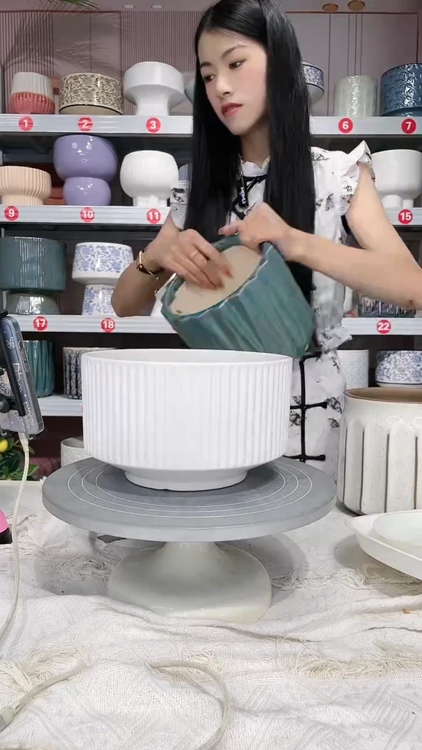 【闪购商品】陶瓷20CM以下高温陶瓷花盆-新白竖纹小22*13