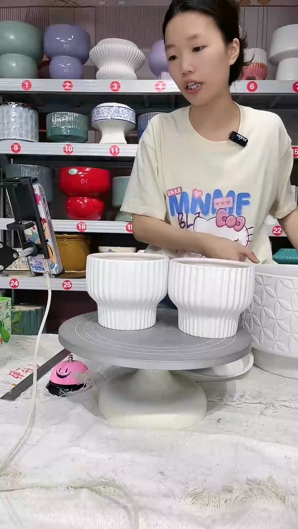 【闪购商品】陶瓷20CM以下高温陶瓷花盆-白竖小13*11*四个！！
