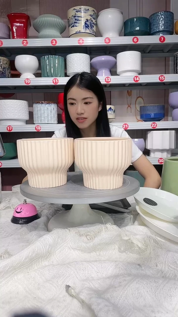【闪购商品】陶瓷20CM以下高温陶瓷花盆-粉竖小13*11两个