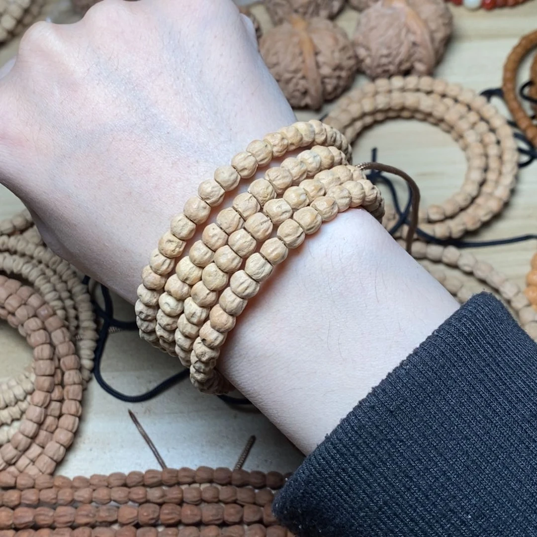 柏香籽/百香籽吊坠玉*卡6直切鬼脸