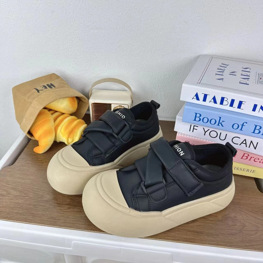 b732黑色秋冬新款低帮魔术贴奶盖鞋韩版百搭时尚休闲板鞋女潮