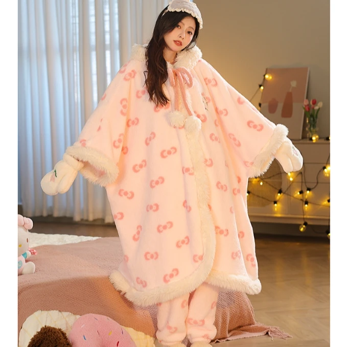 HeloKitty斗篷睡衣女秋冬季珊瑚绒加绒加厚少女凯蒂猫睡袍家居服