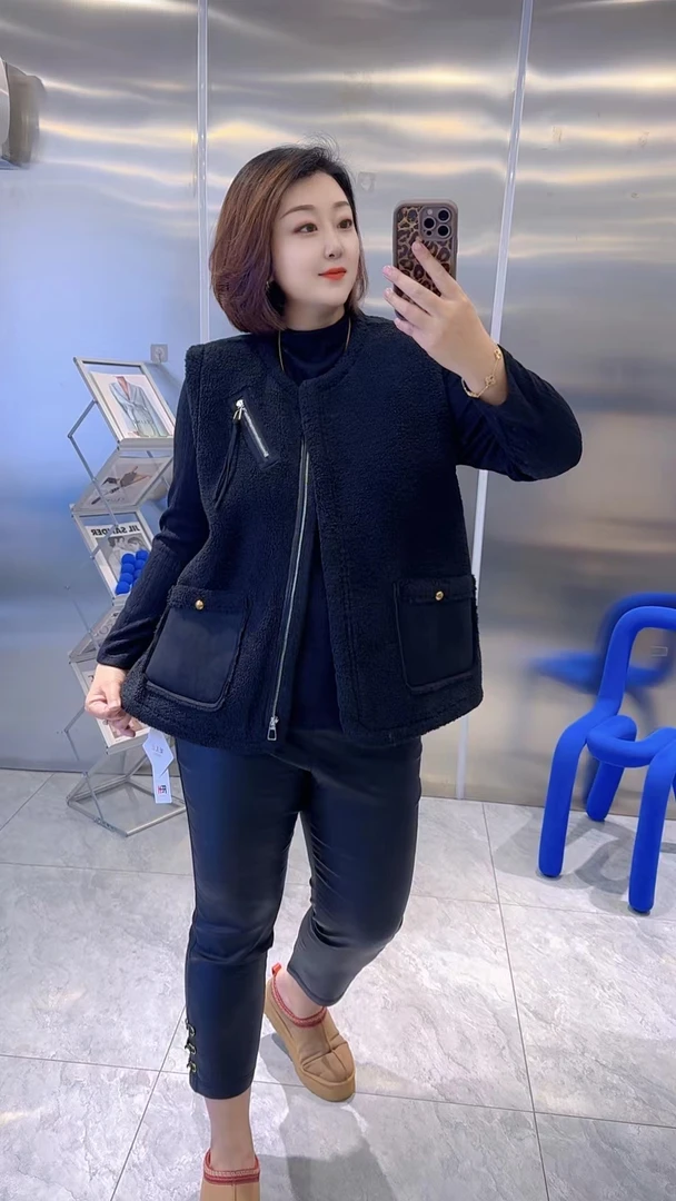 【聪姐推荐】9237复古洋气拉链设计感马甲（衣长68，胸围124）