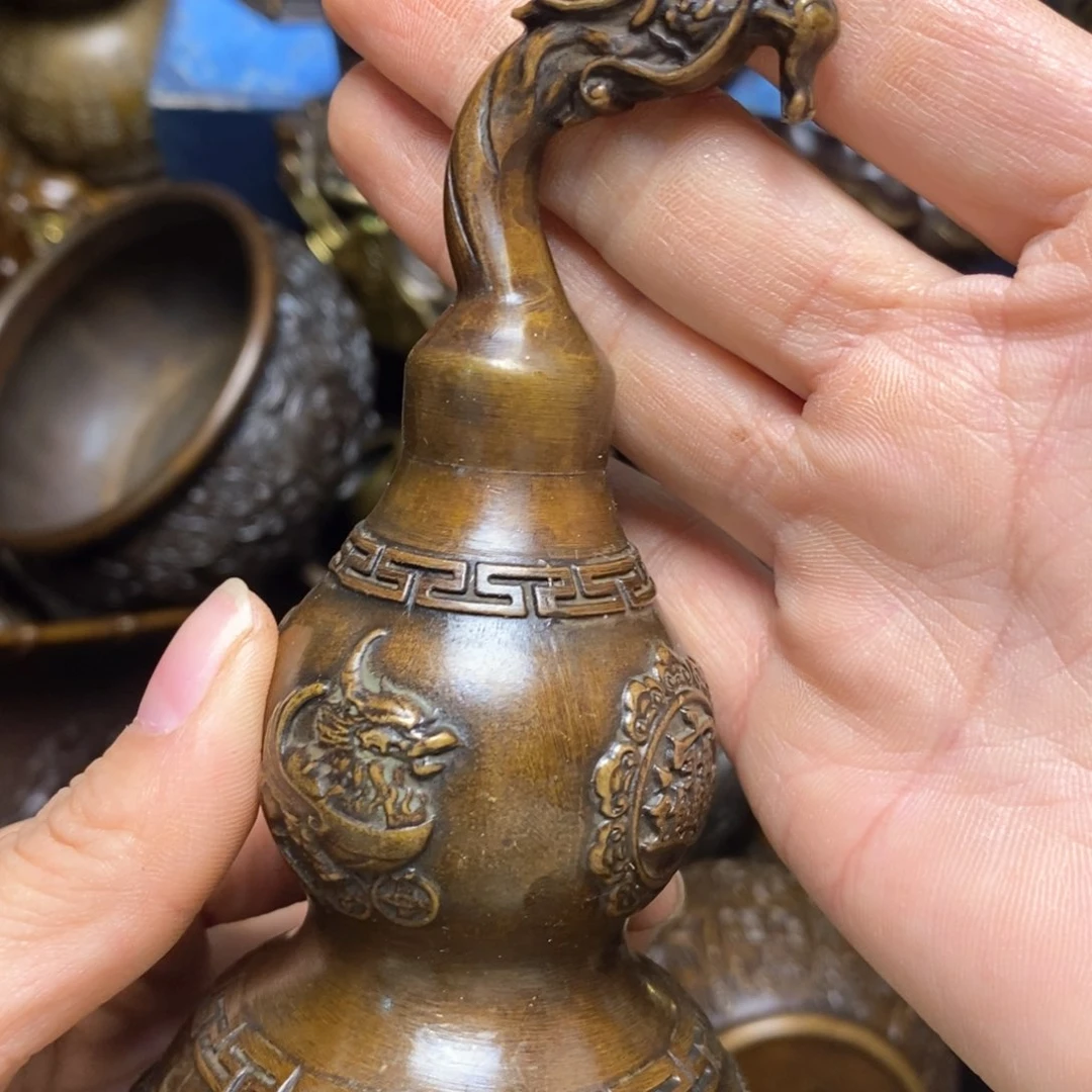 铜器摆件做工精良