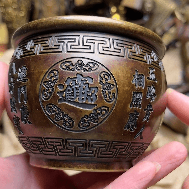 精品铜器批发档口