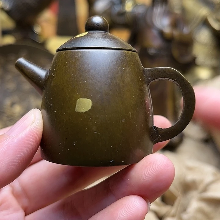 精美铜器批发档口