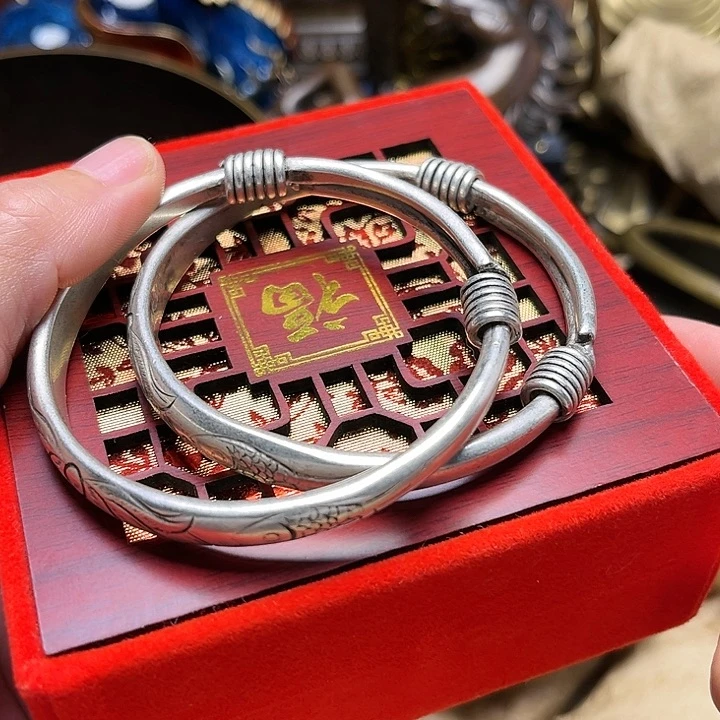 精美铜器批发档口