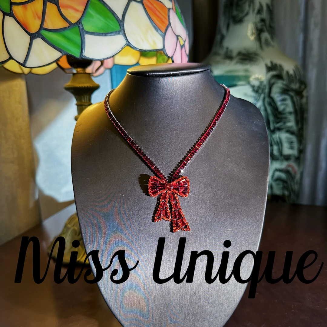 E8649黑底红色蝴蝶结项链