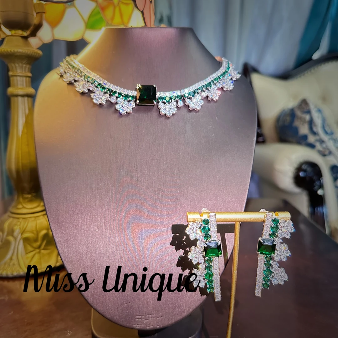 S6068秋水伊人刺绣工艺项链套