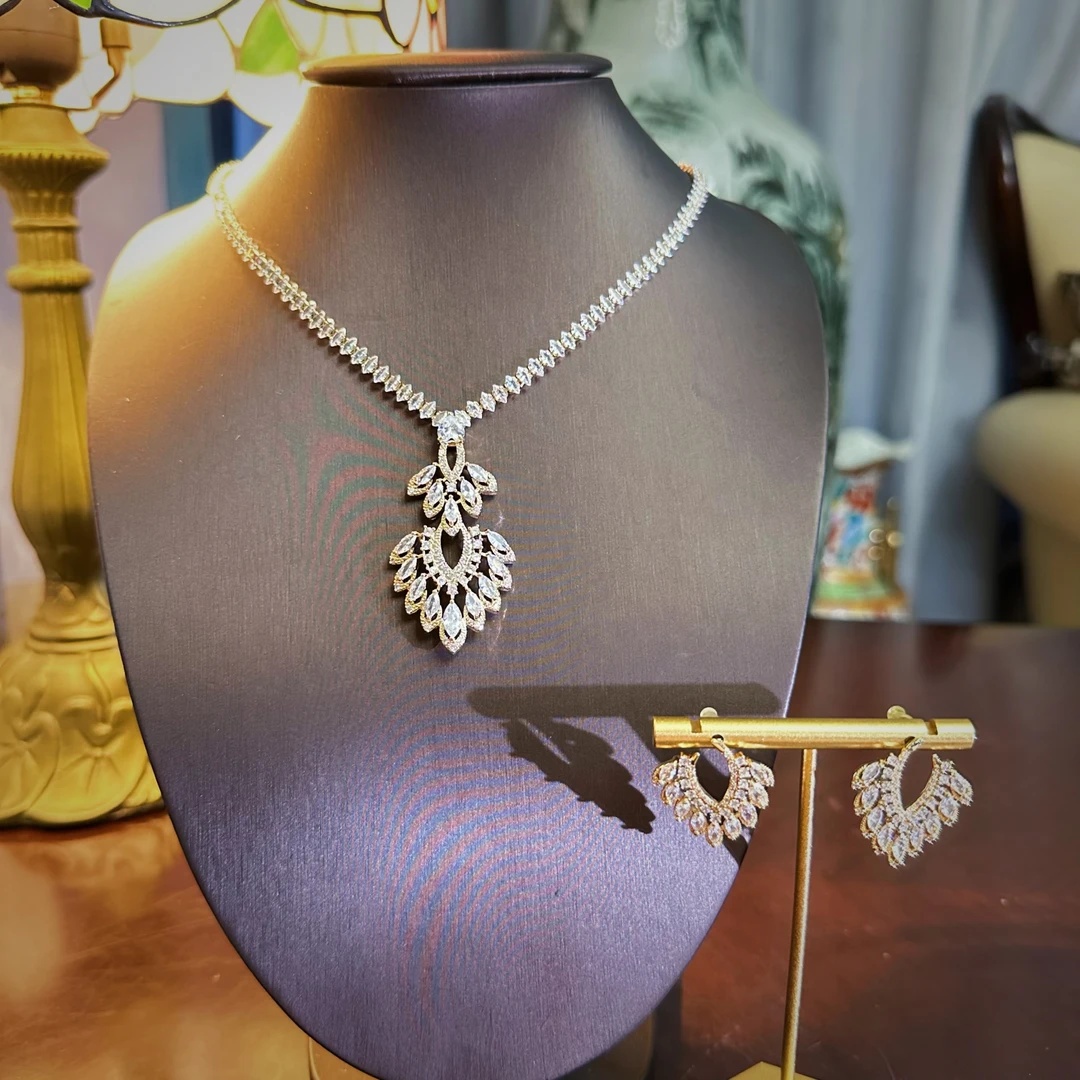 E8813法国金色叶子项链套装