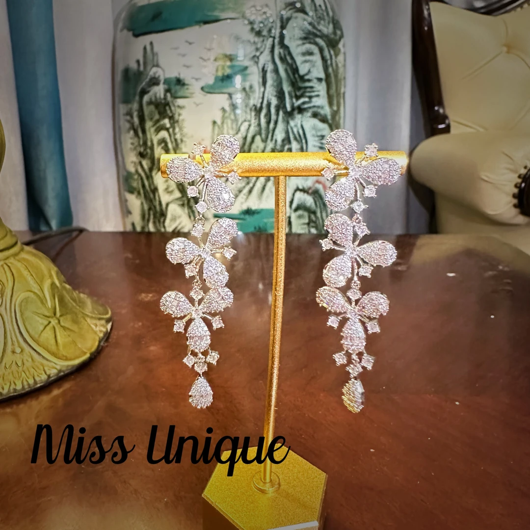 S6127白色Y字全部花朵耳环