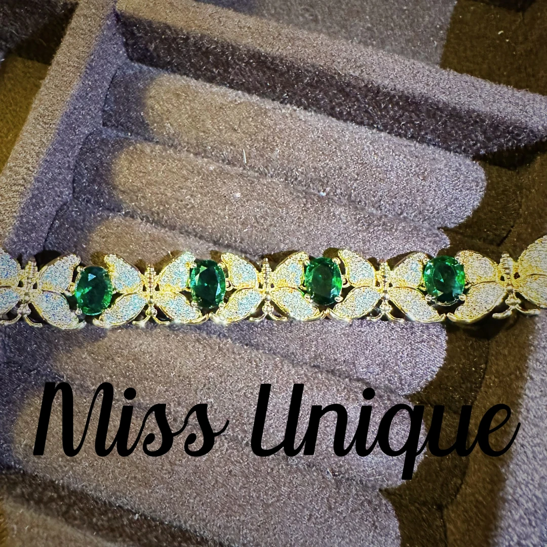 D5043绿色椭圆蝴蝶手链