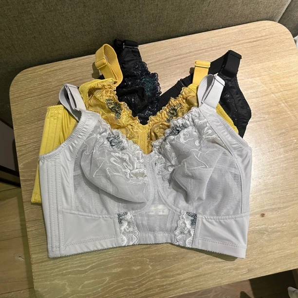 美容院裸感立挺杯矫正无钢圈调整型文胸美体内衣全罩杯收副乳胸罩
