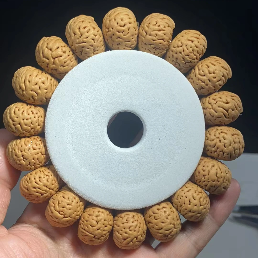 1.8（沈阳树王）野生桃核手串