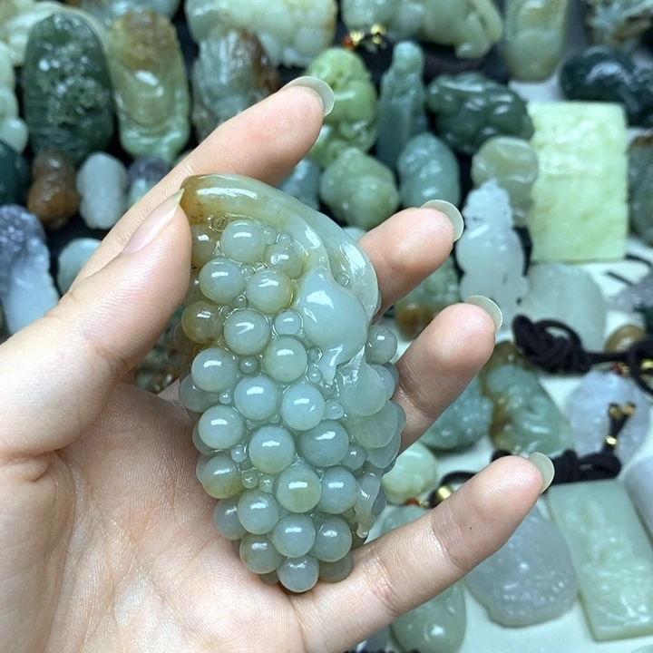 和田玉颈饰未镶嵌梵*-