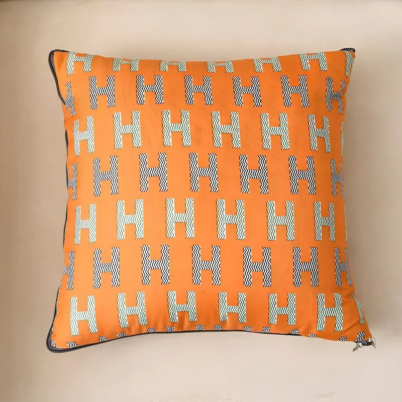 G新款单只装轻奢多功能抱枕被40*40cm展开被子105*150cm