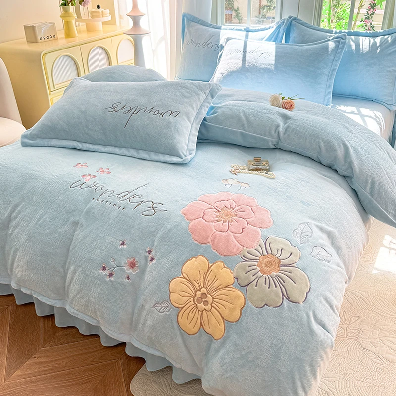 【梦境天空蓝】加厚贴布绣花牛奶绒四件套加绒被套柔软被罩床单