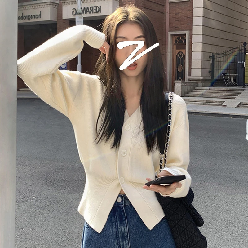 JR7760早春气质针织毛衣高级感穿搭上衣设计感小众冬季秋新款女装
