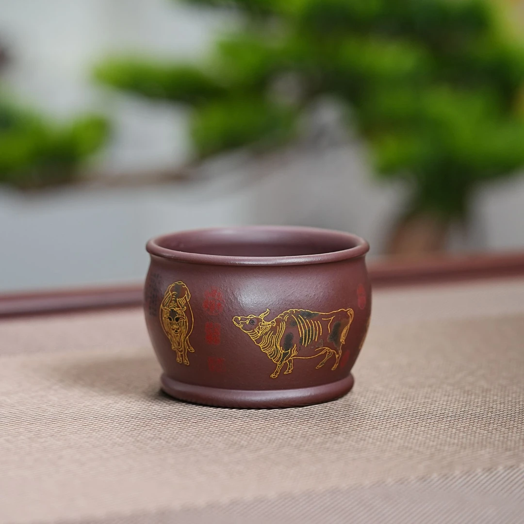 宜兴原矿石红泥手工堆绘点彩五牛图紫砂主人杯品茗杯茶具054