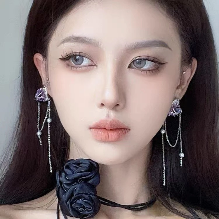 铜合金合成锆石耳饰 爱心流苏耳环小众气质感耳饰高级长款耳坠