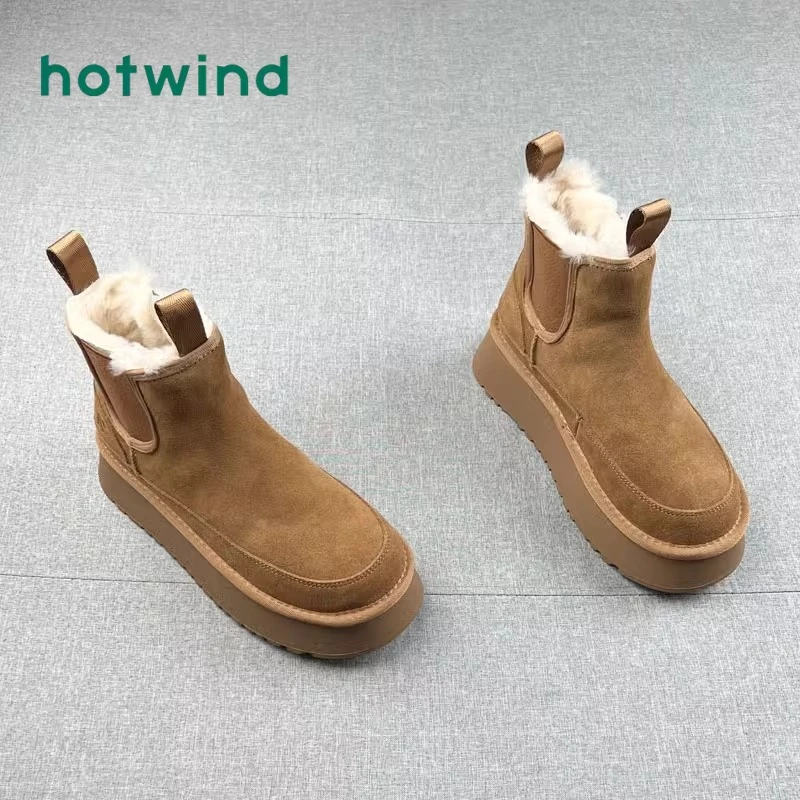 Hotwind/热风套筒厚底雪地靴女2024冬款软面轻便加厚保暧棉靴短靴