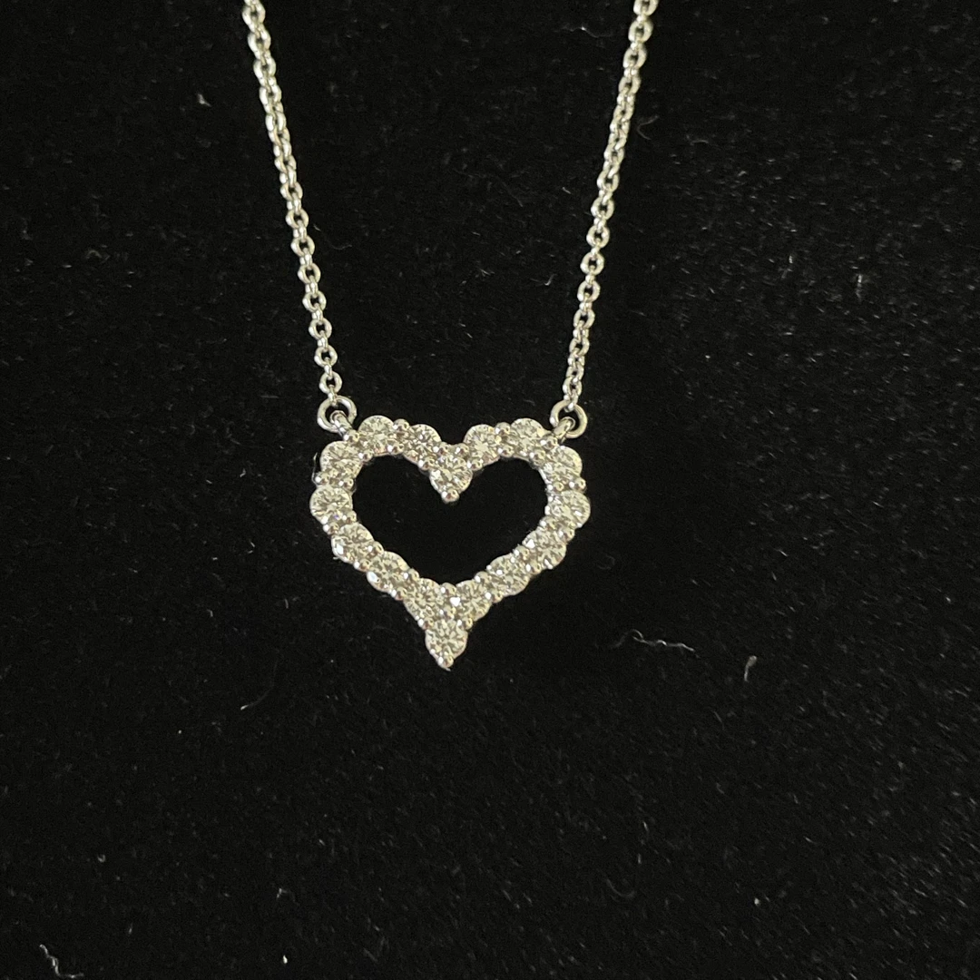 【合成/培育】18k白金中号爱心满钻项链 018