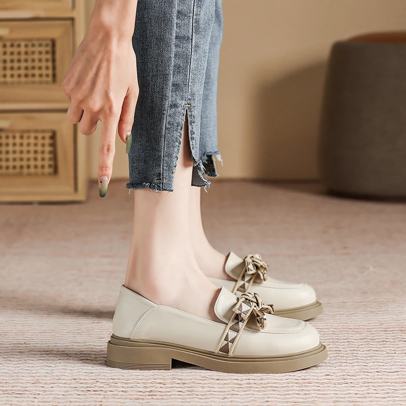 圆头厚底乐福鞋秋上新软底英伦风小皮鞋时尚蝴蝶结百搭粗跟玛丽珍