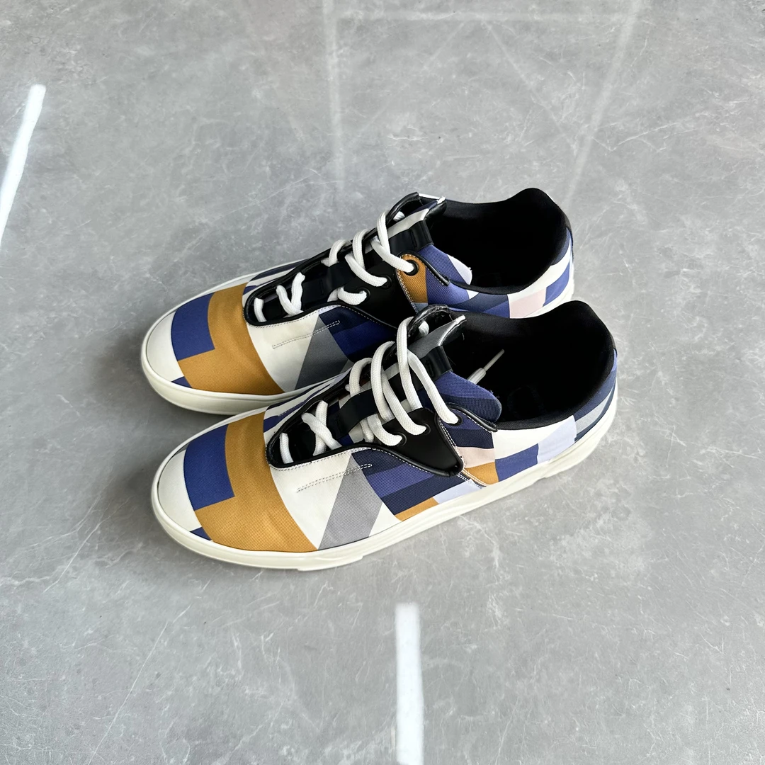95新 DIOR/迪奥 41码/大logo走秀款拼色拼接格纹休闲鞋/无原盒