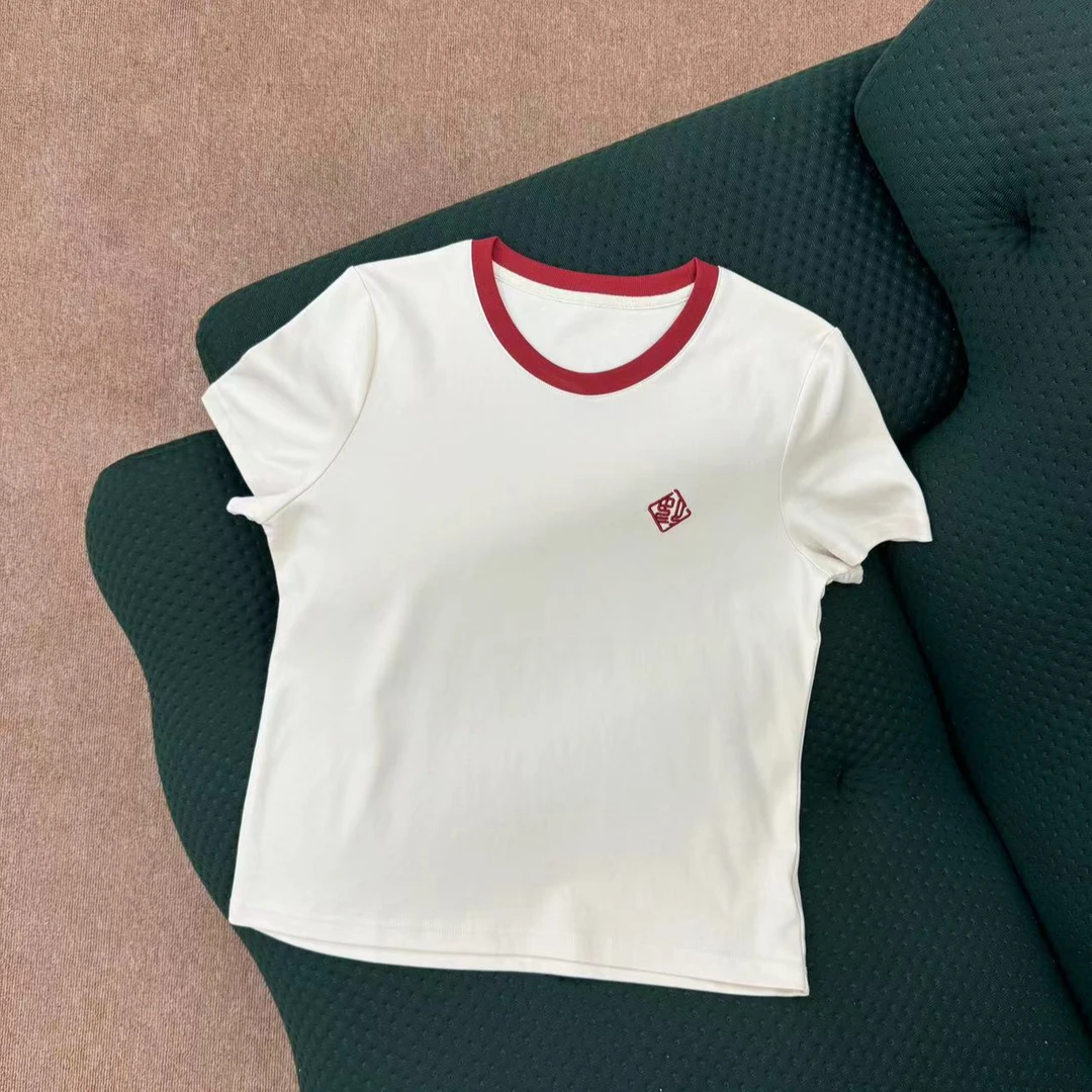 子珊Studio【福福】2024新品 简约休闲时尚夏季刺绣撞色圆领T恤