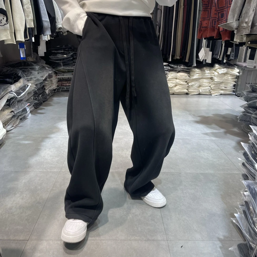 秋冬百搭直筒休闲裤男士潮流加厚阔腿裤保暖加绒运动卫裤垂感宽松