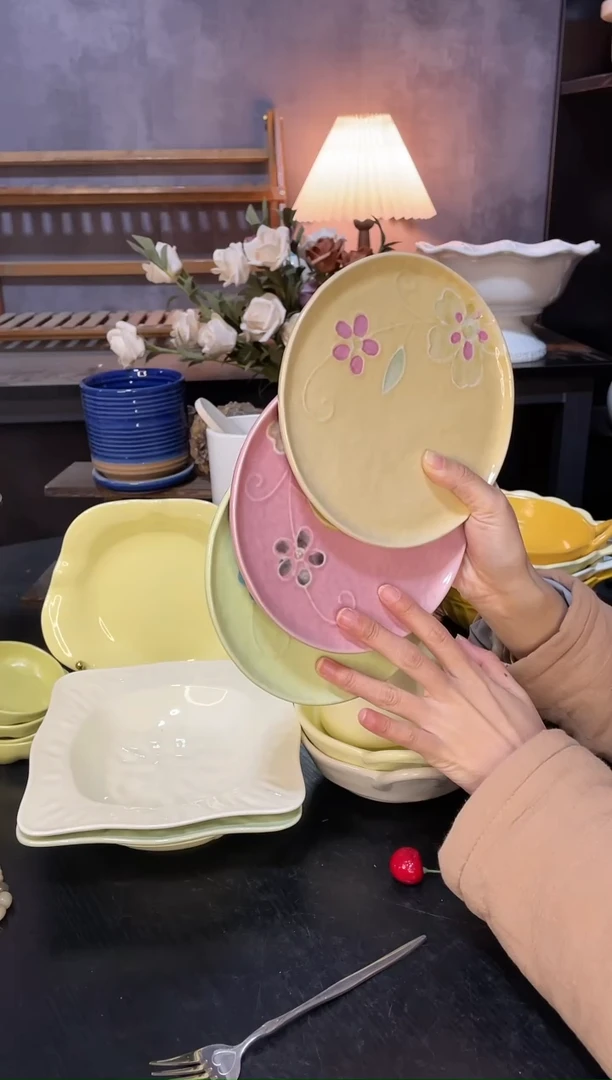 【闪购商品】陶瓷盘三色骨碟3件套微瑕（不带刀叉勺）