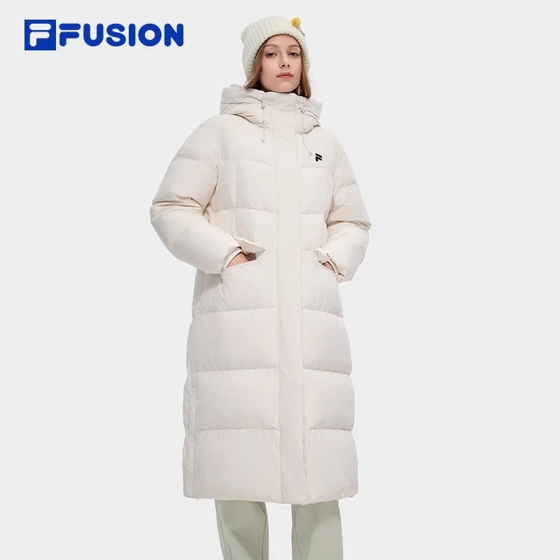 FILA FUSION斐乐长款羽绒服女2024冬季保暖连帽外套T11W445904F