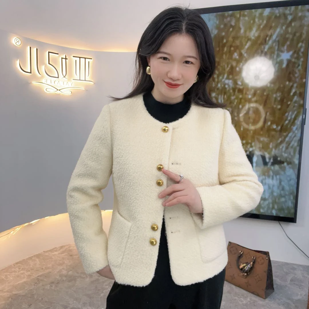 秋冬季上新显瘦减龄款推荐无限回购的宝藏单品小香风短外套韩版