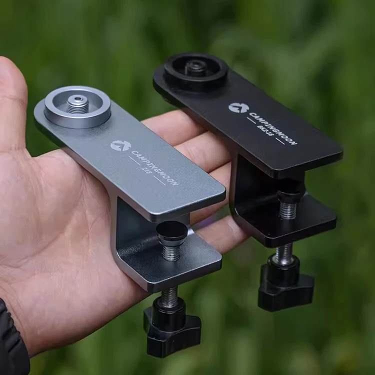 柯曼桌外拓展夹Z18露营多功能转接头高罐夹户外炉头夹燃气灯架夹