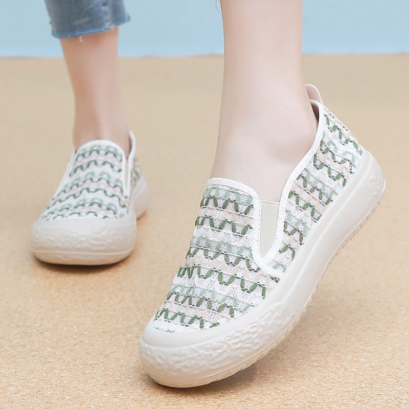 老北京布鞋女2025夏季新款透气网面网鞋渔夫鞋厚底软底懒人一脚蹬