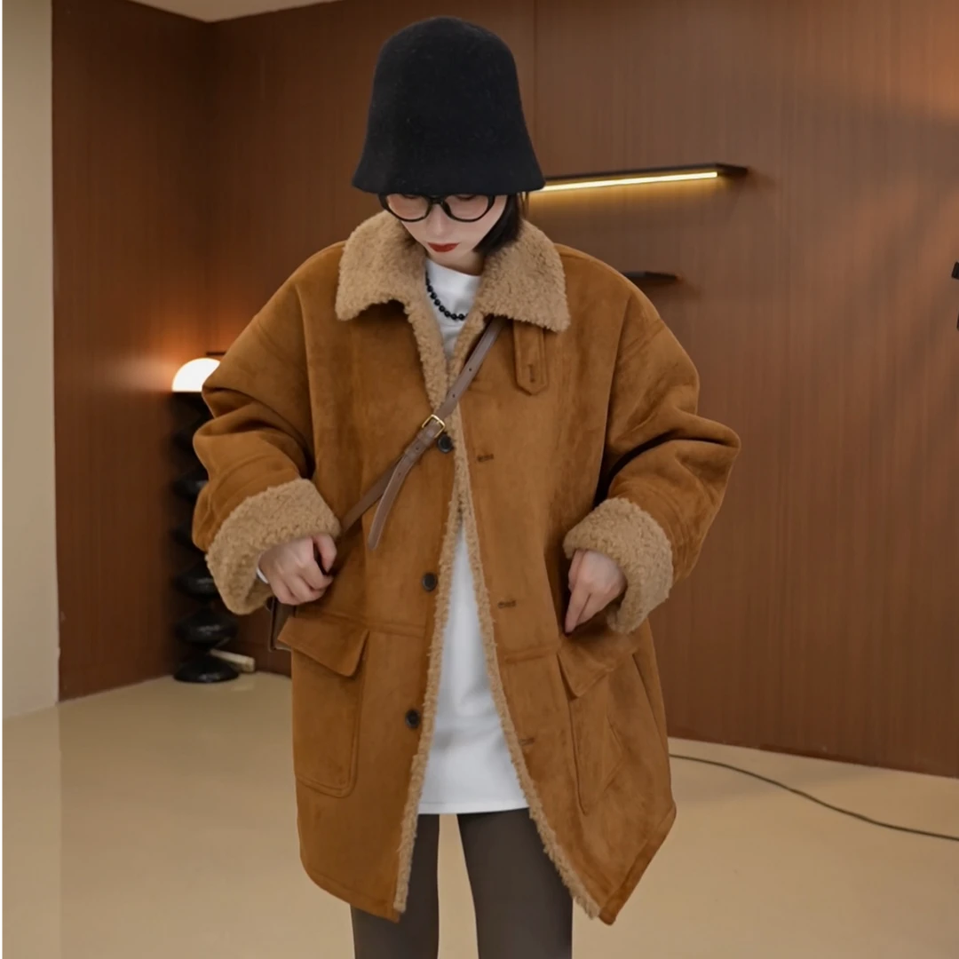 9216《麂皮绒外套》韩系减龄显瘦保暖中长款麂皮绒皮毛一体外套