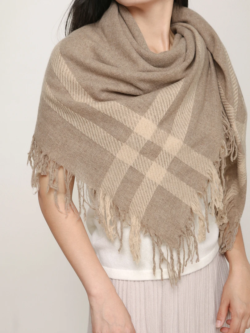 水煮水溶羊毛 紫绒色薄款大方巾 披肩 保暖 百搭围巾