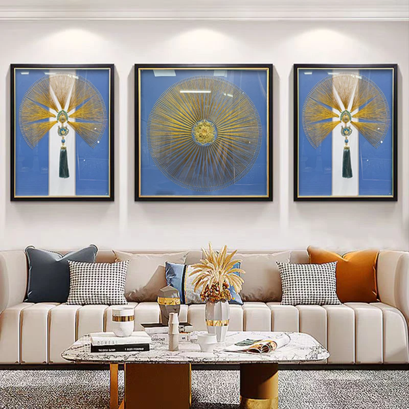 轻奢客厅三联大气钢化玻璃金帝丝手工勾线孔雀开屏毛立体装饰画