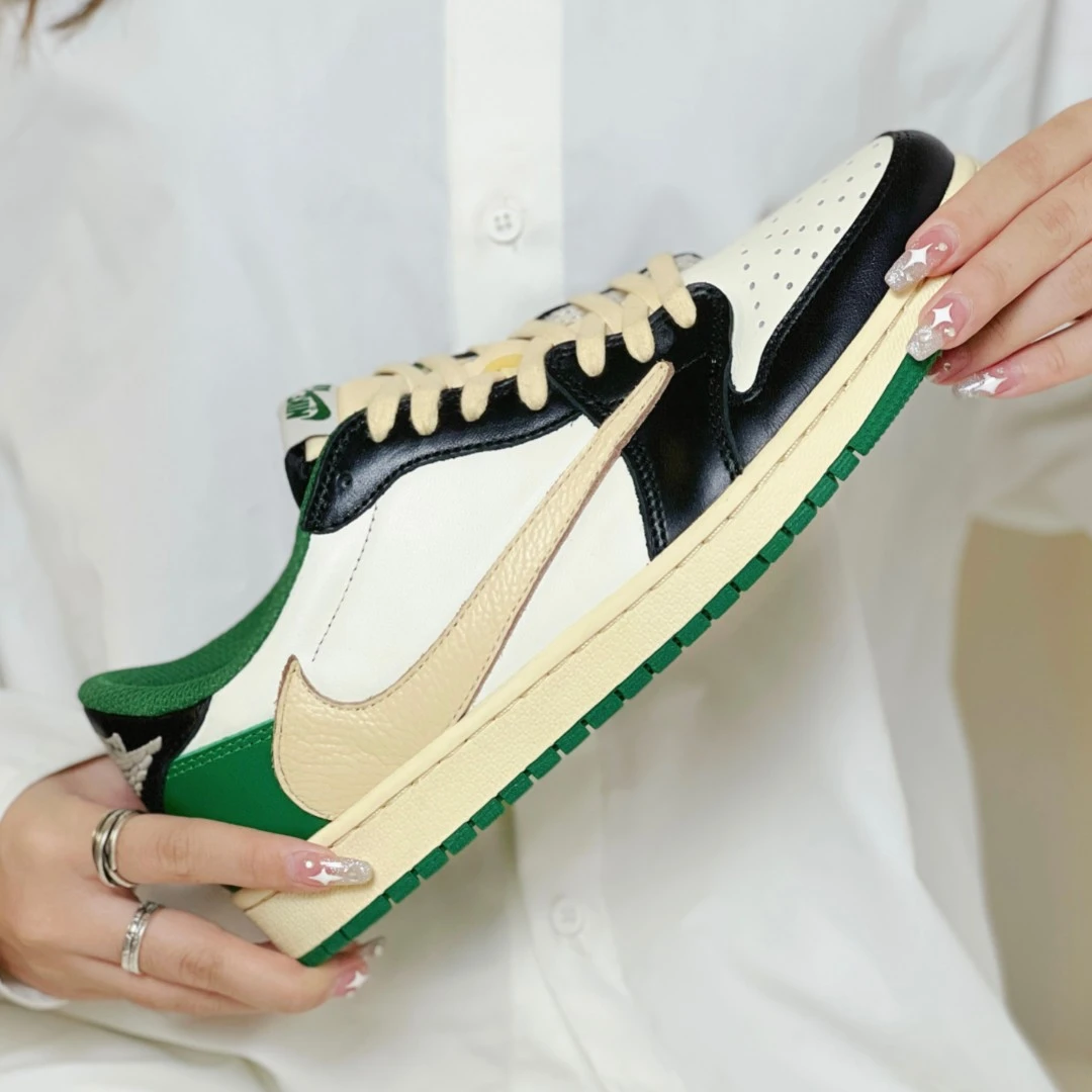Nike/耐克 Air Jordan 1 Low 白绿黑 男女运动休闲鞋【球鞋定制】