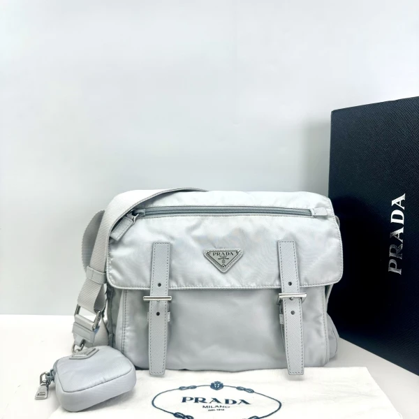 95新/普拉达/妃鱼/包包/市场价25000/241028EV0014