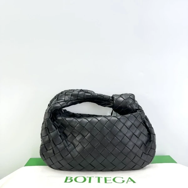 95新/葆蝶家/妃鱼/包包/市场价27000/241028EV0014