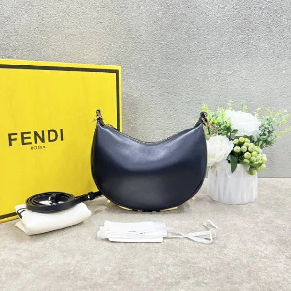 95新/芬迪/妃鱼/包包/市场价68888/240817EV0025